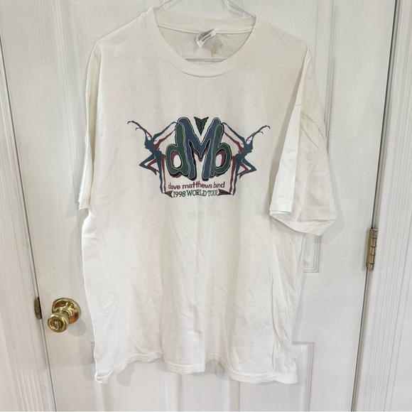 Vintage Dave Matthews Band 1998 WORLD TOUR t-shirt Adult XL